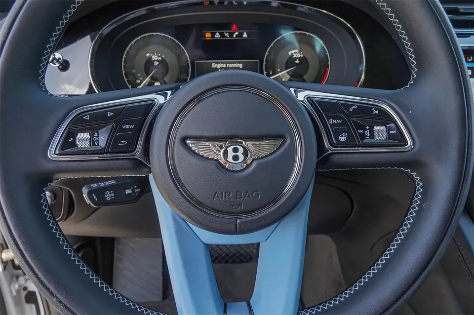 2023 Bentley Bentayga - Image 10 of 20