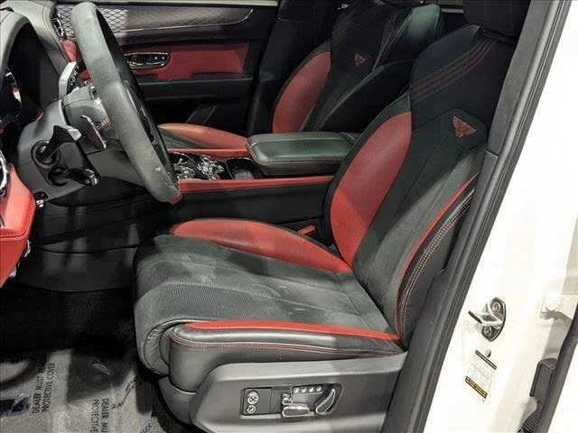 2023 Bentley Bentayga - Image 17 of 20