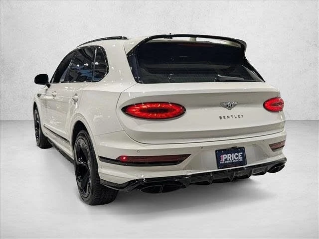 2023 Bentley Bentayga - Image 8 of 20