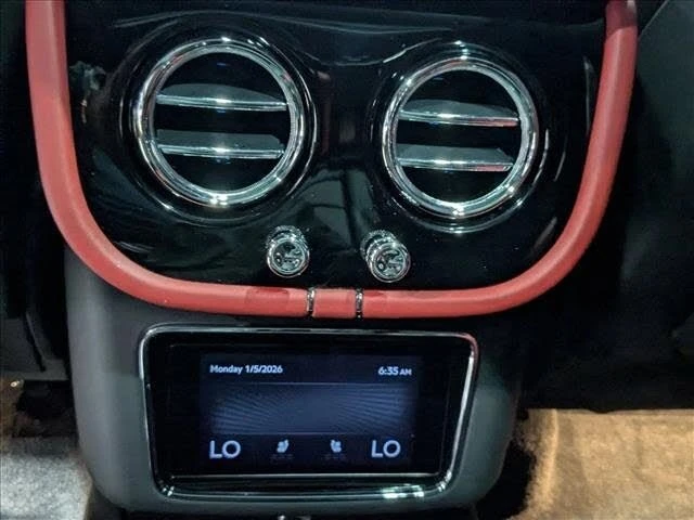 2023 Bentley Bentayga - Image 18 of 20