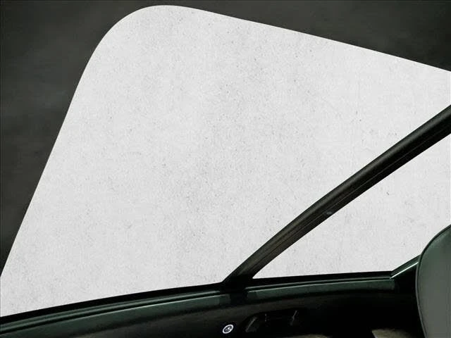 2023 Bentley Bentayga - Image 16 of 20