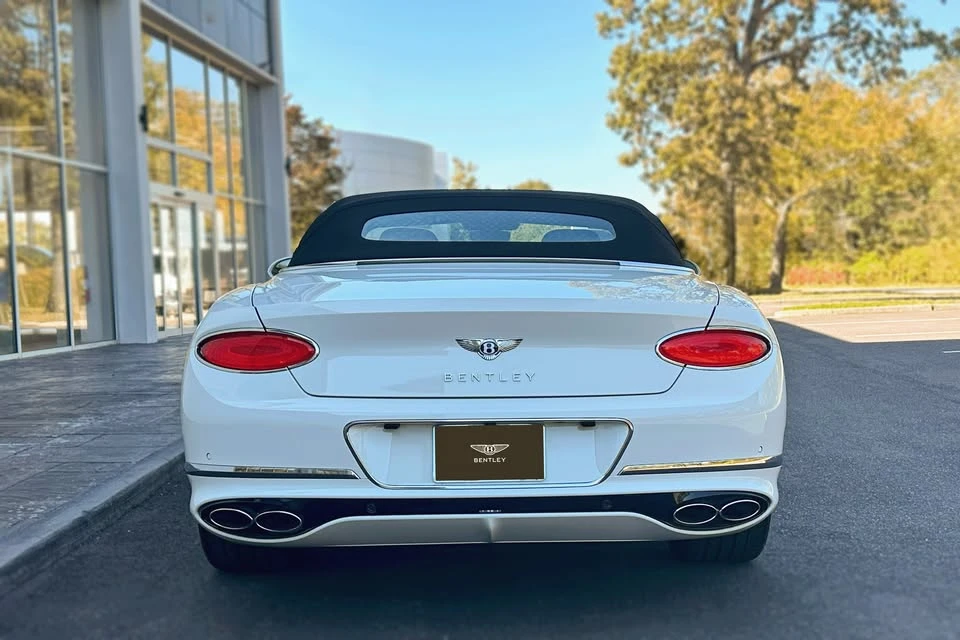 2023 Bentley Continental GTC - Image 13 of 18