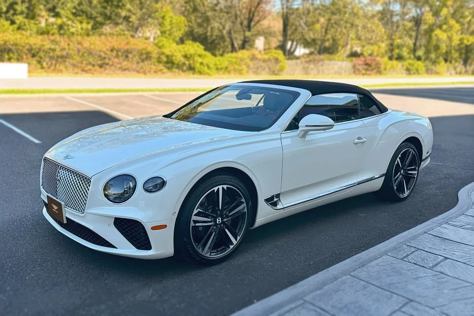 2023 Bentley Continental GTC - Image 15 of 18