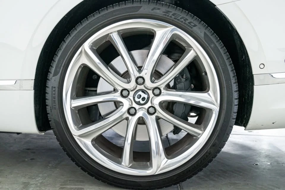 2023 Bentley Continental GTC - Image 7 of 15