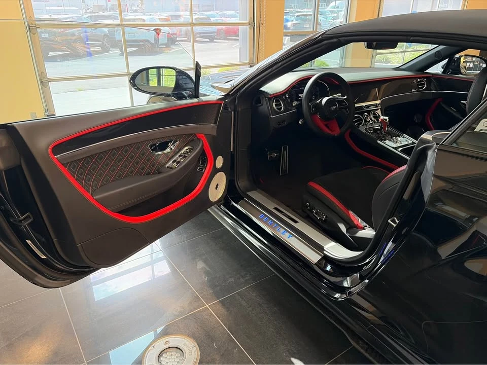 2023 Bentley Continental GT Speed 3rd Gen - Image 5 of 10