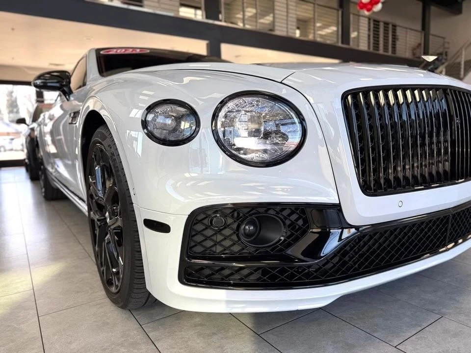 2023 Bentley Continental - Image 17 of 20