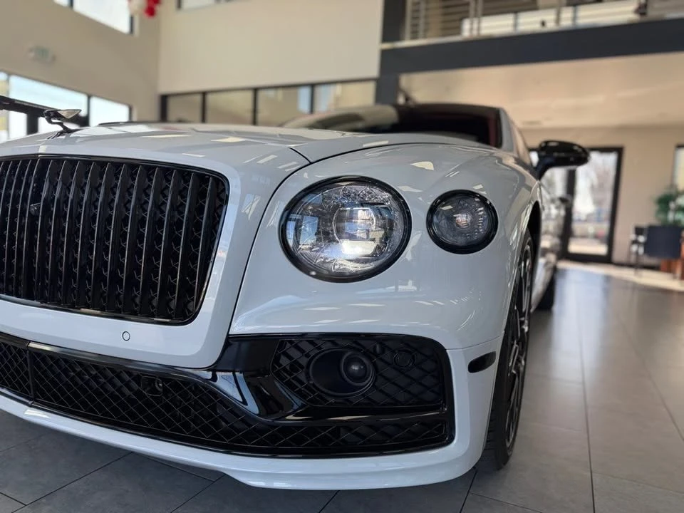 2023 Bentley Continental - Image 17 of 19