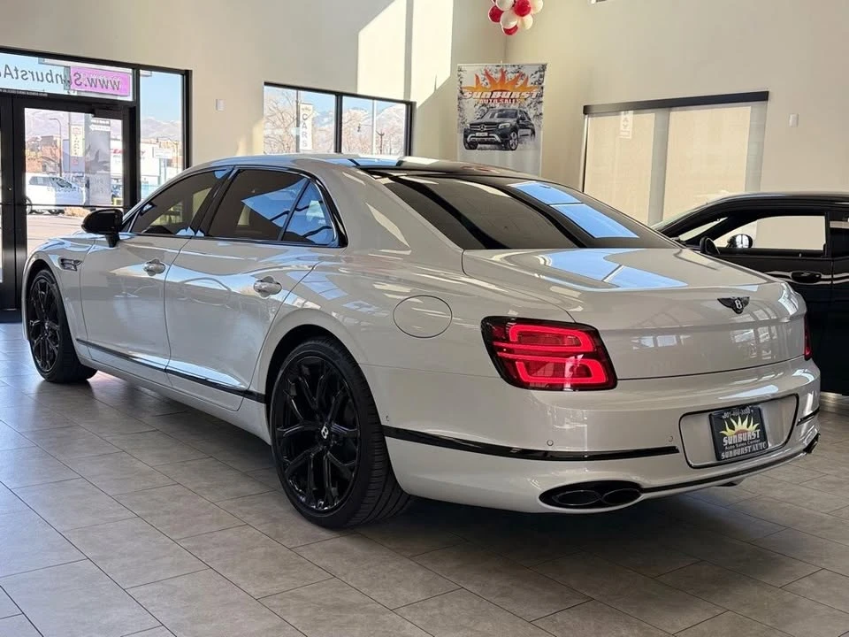 2023 Bentley Continental - Image 11 of 19