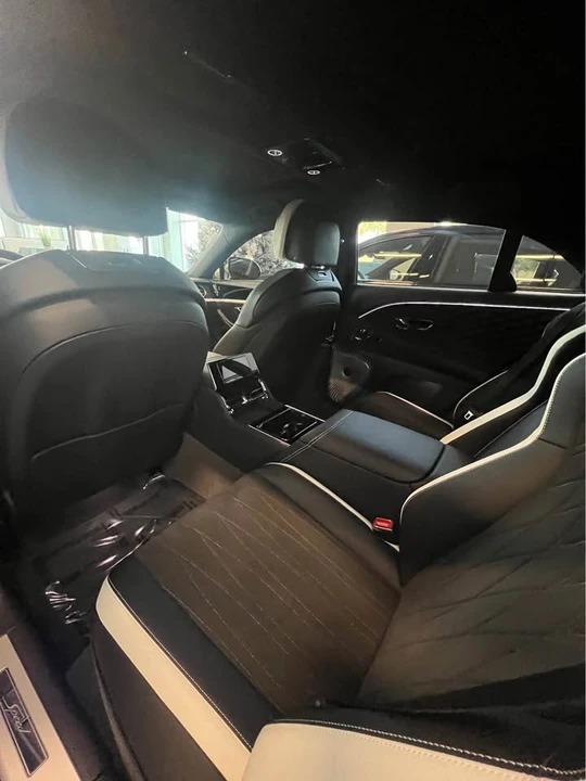 2023 Bentley Continental - Image 7 of 7