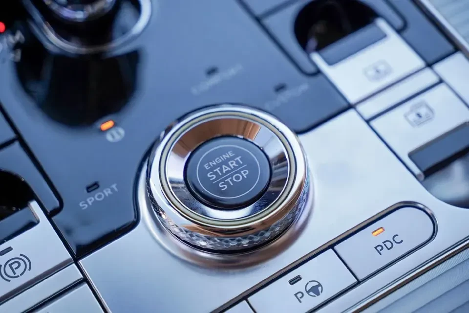 2023 Bentley Continental - Image 17 of 20