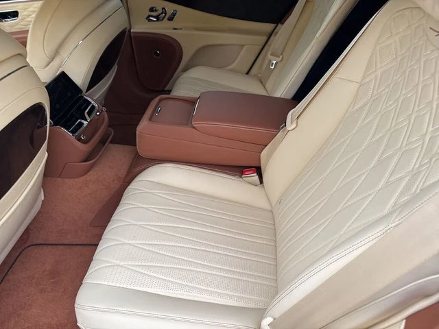 2023 Bentley Continental GT Speed 3rd Gen - Image 10 of 12