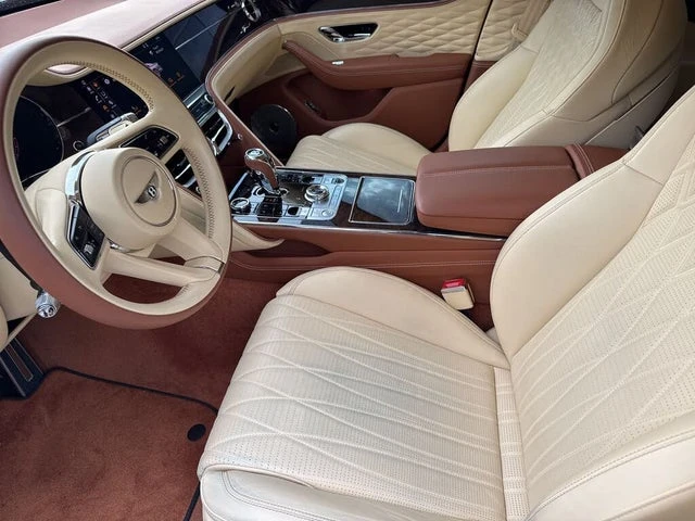 2023 Bentley Continental GT Speed 3rd Gen - Image 9 of 12