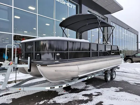 2023 Bentley legacy swingback 223