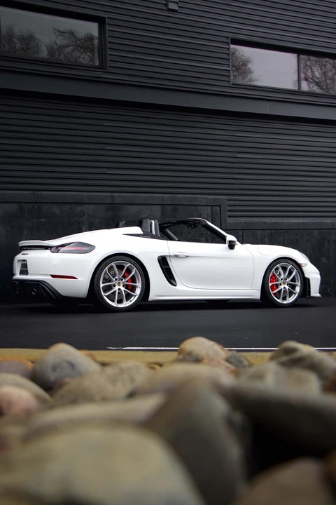 2023 Porsche 718 Boxster Spyder - Image 13 of 18