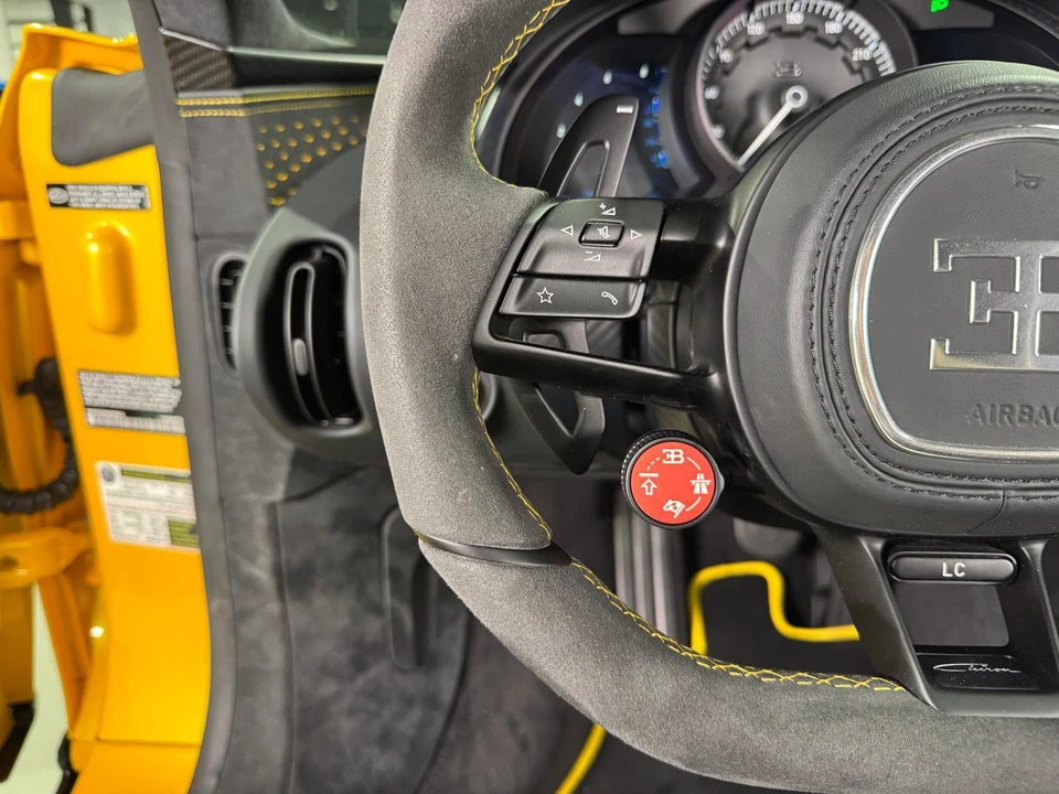 2023 Bugatti Chiron Super Sport - Image 15 of 21