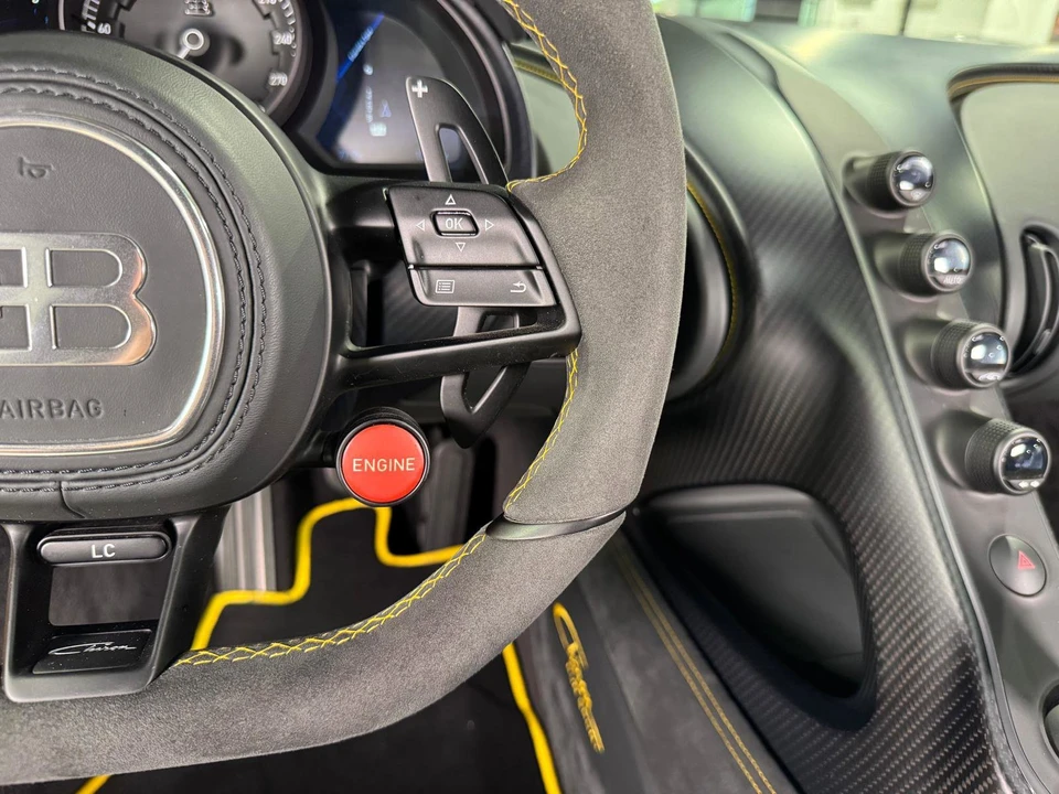 2023 Bugatti Chiron Super Sport - Image 16 of 21