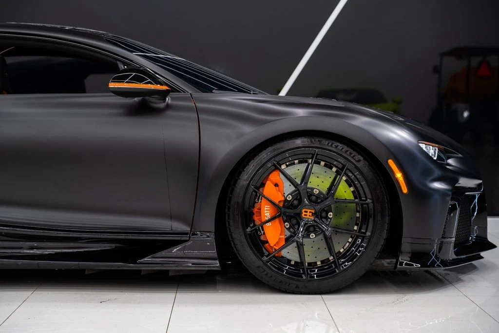 2023 Bugatti Chiron Pur Sport - Image 9 of 31
