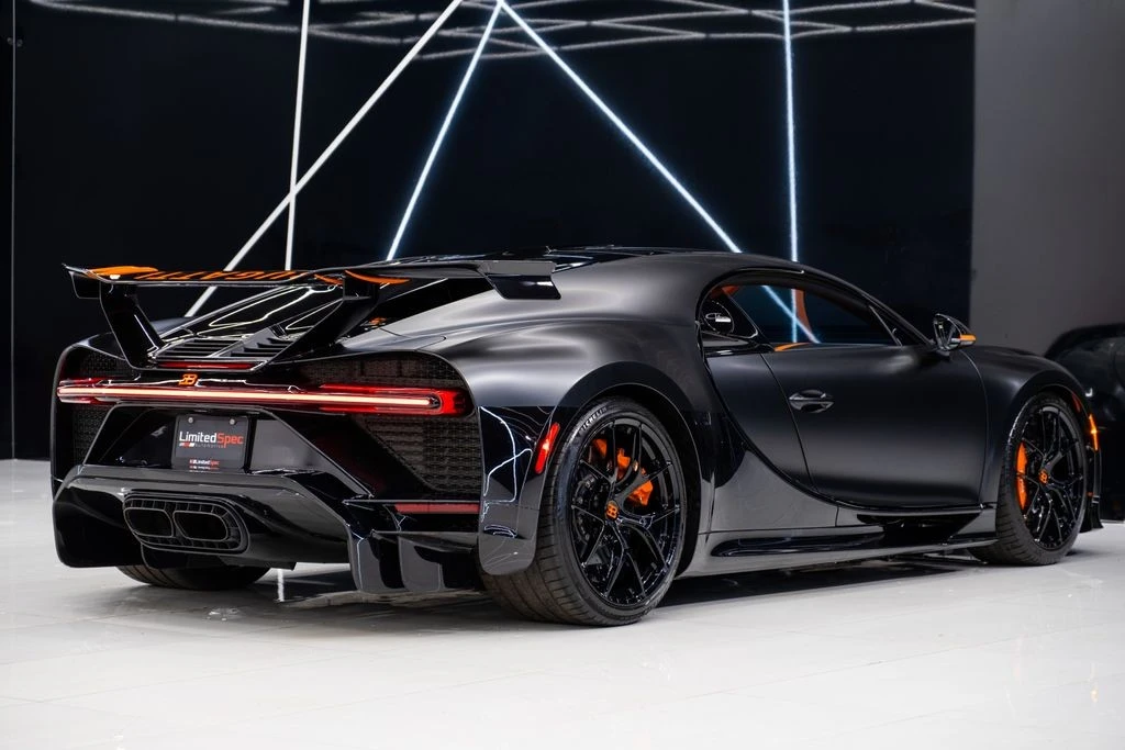 2023 Bugatti Chiron Pur Sport - Image 14 of 31