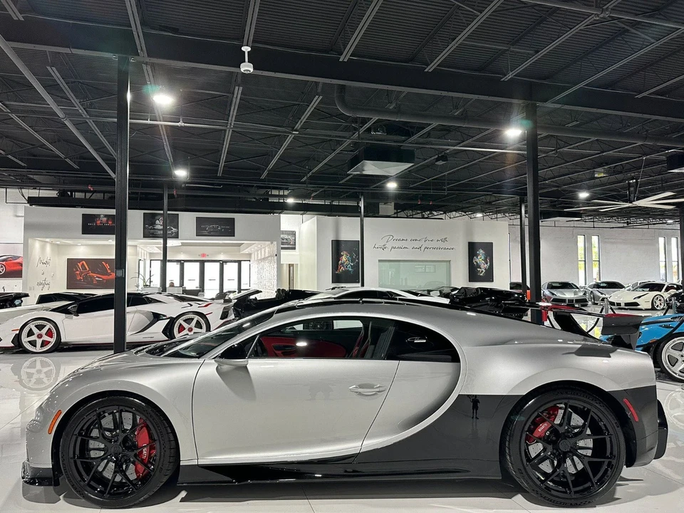 2023 Bugatti Chiron Pur Sport - Image 4 of 12