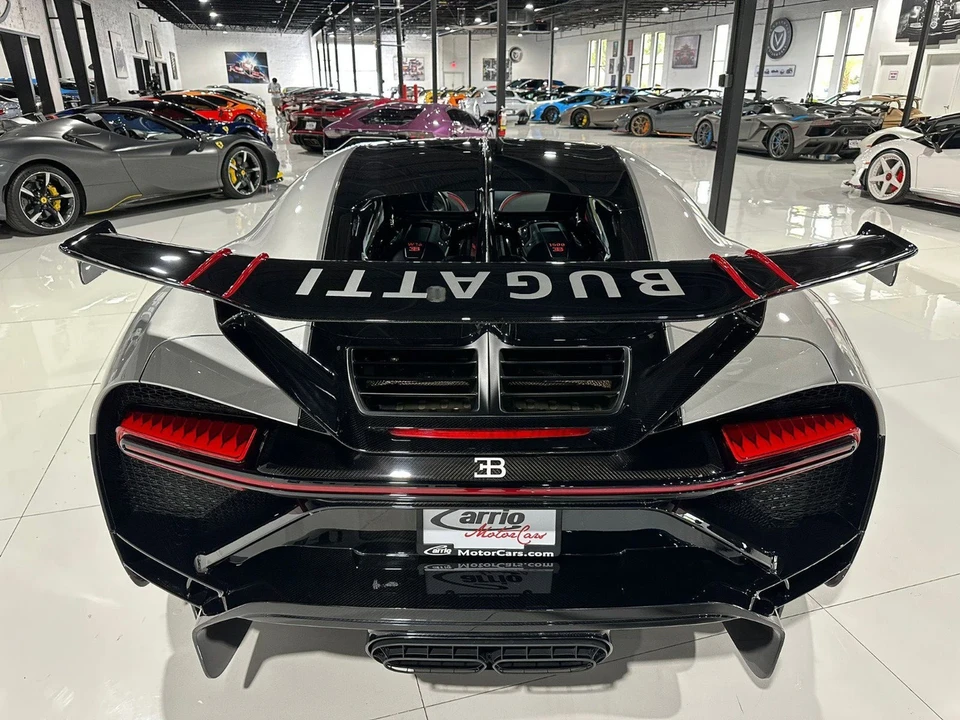 2023 Bugatti Chiron Pur Sport - Image 6 of 12