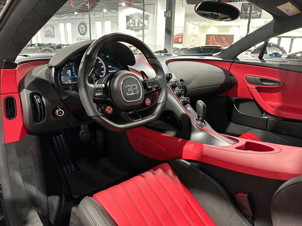 2023 Bugatti Chiron Pur Sport - Image 10 of 12