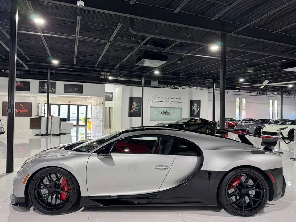 2023 Bugatti Chiron Pur Sport - Image 4 of 21