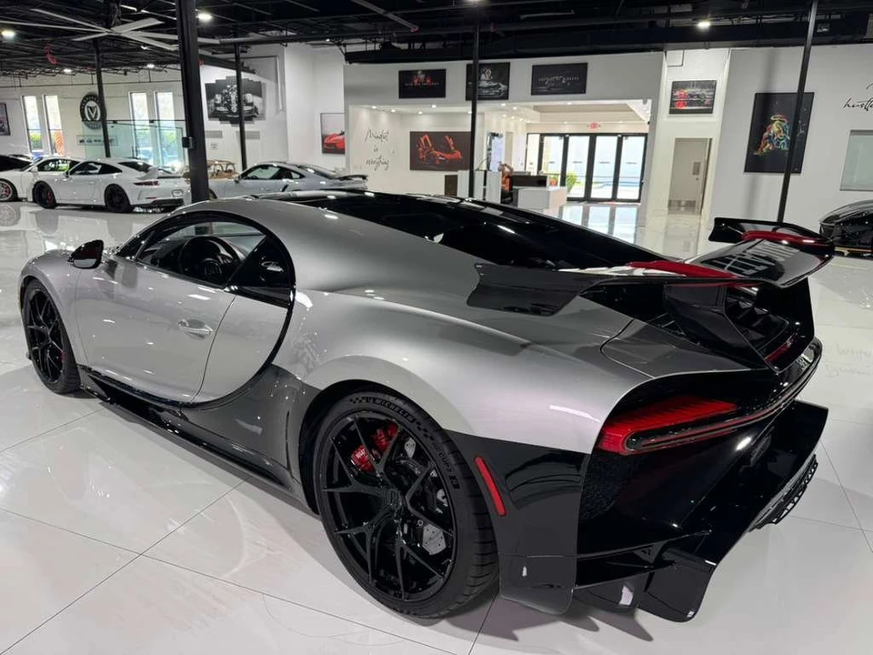 2023 Bugatti Chiron Pur Sport - Image 5 of 21
