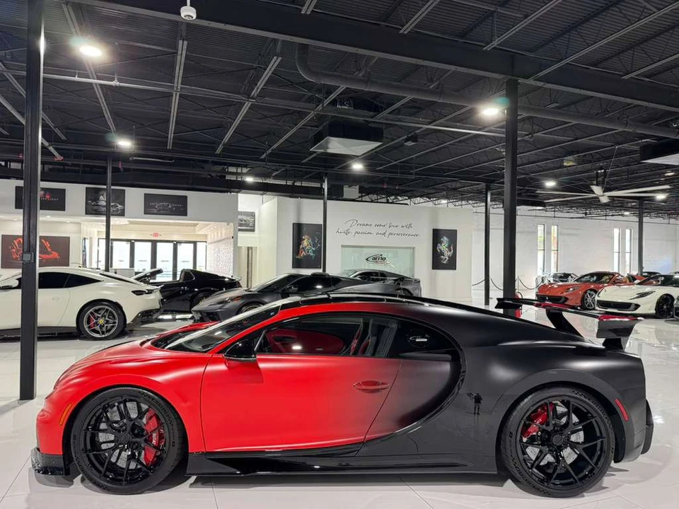 2023 Bugatti Chiron Pur Sport - Image 4 of 12