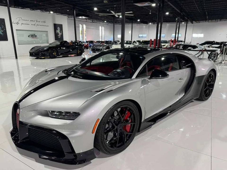 2023 Bugatti Chiron Pur Sport - Image 3 of 21