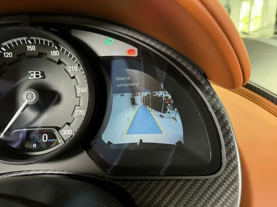 2023 Bugatti Chiron Super Sport - Image 15 of 21