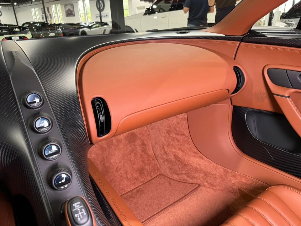 2023 Bugatti Chiron Super Sport - Image 20 of 21
