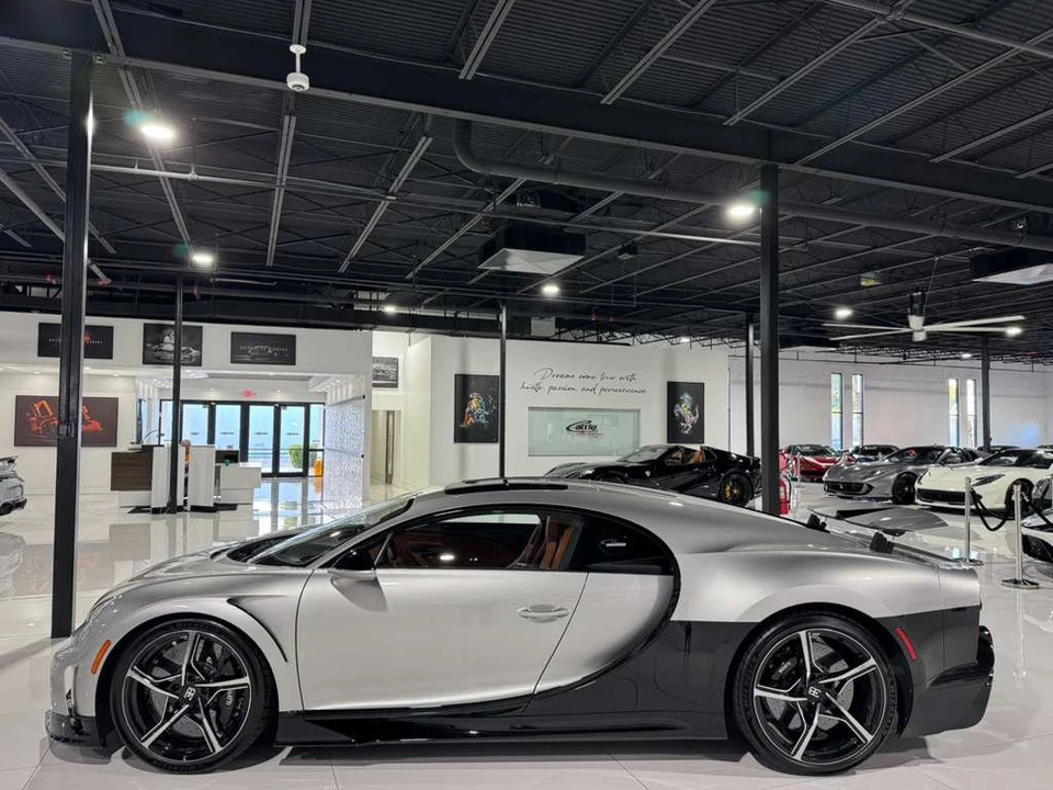 2023 Bugatti Chiron Super Sport - Image 4 of 21