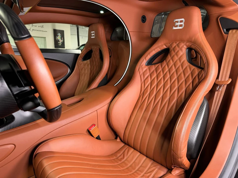 2023 Bugatti Chiron Super Sport - Image 10 of 12