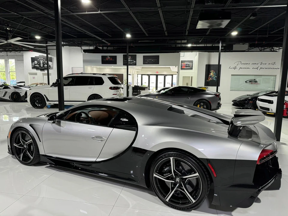 2023 Bugatti Chiron Super Sport - Image 5 of 12