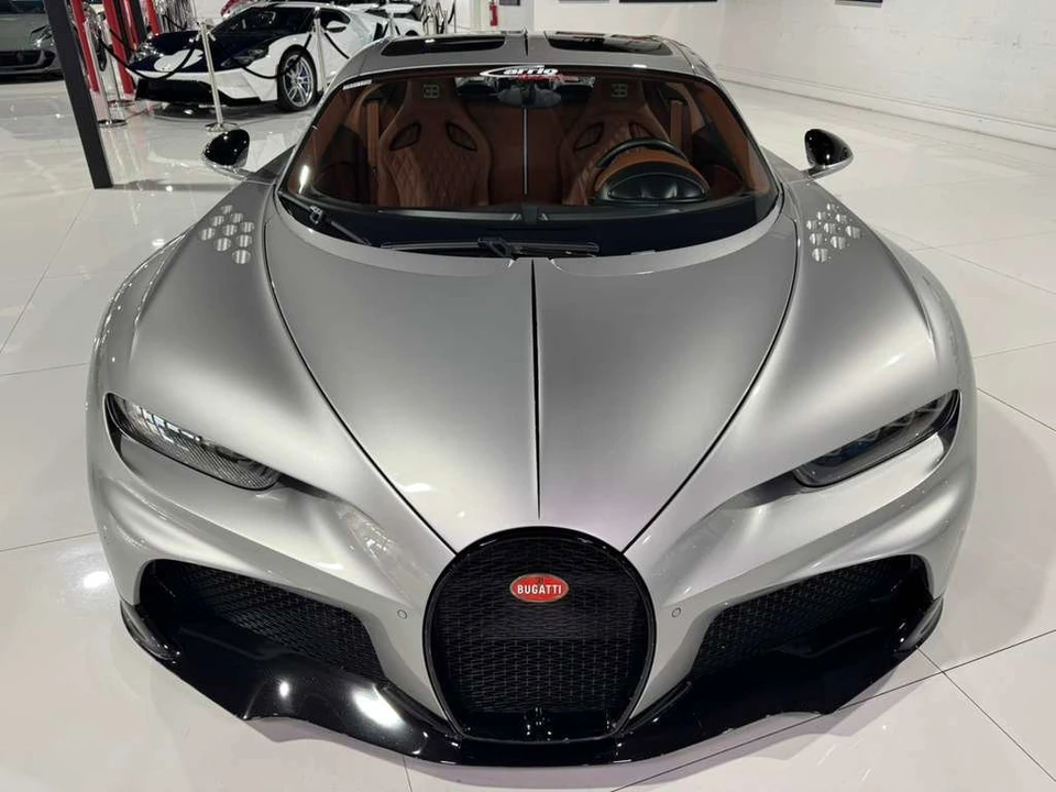 2023 Bugatti Chiron Super Sport - Image 2 of 21