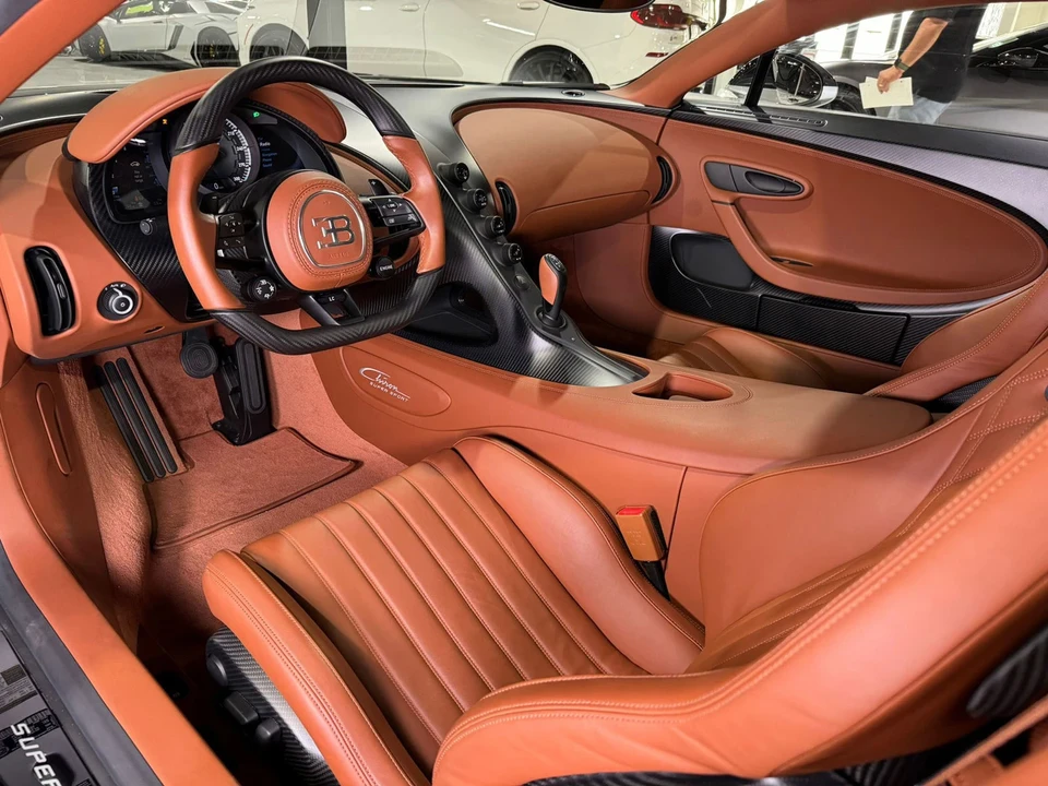 2023 Bugatti Chiron Super Sport - Image 9 of 12