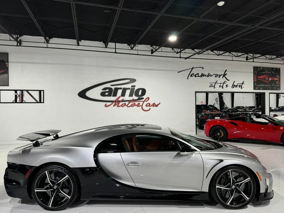 2023 Bugatti Chiron Super Sport - Image 8 of 12