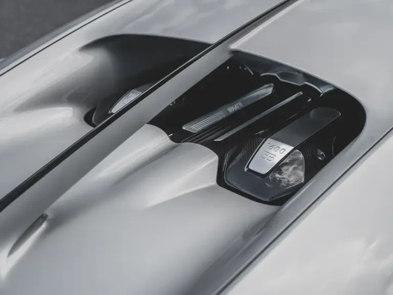 2023 Bugatti Chiron Super Sport - Image 27 of 31