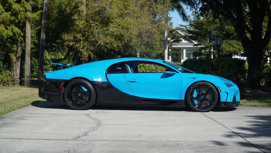 2023 Bugatti Chiron Super Sport - Image 2 of 25
