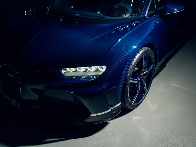 2023 Bugatti Chiron Super Sport - Image 24 of 31