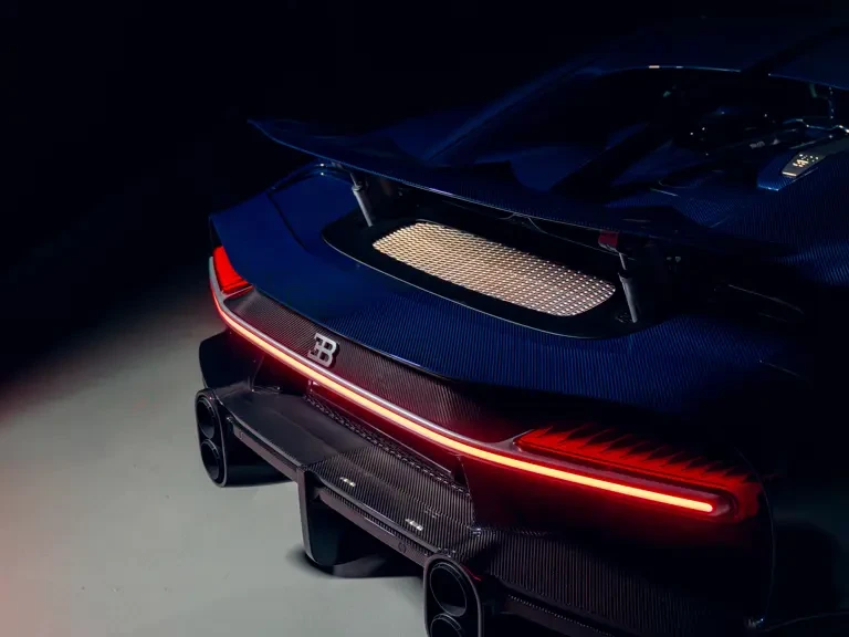 2023 Bugatti Chiron Super Sport - Image 26 of 31
