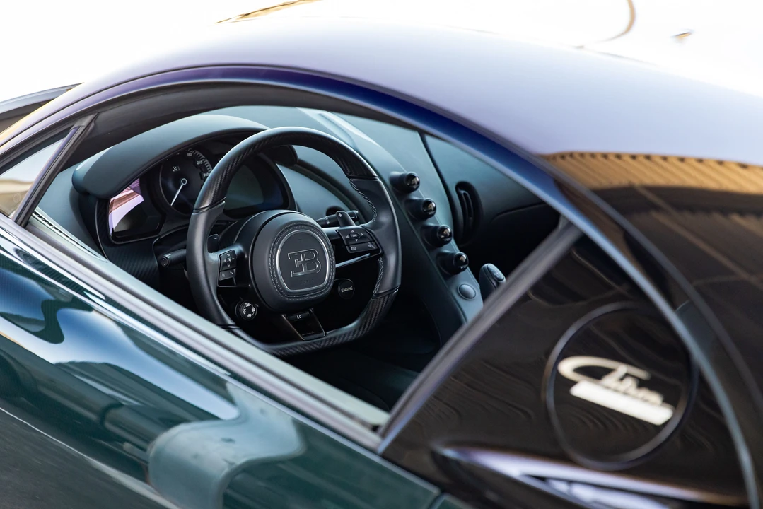 2023 Bugatti Chiron Super Sport - Image 28 of 31