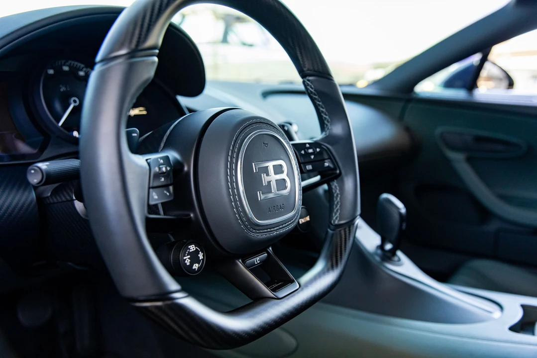 2023 Bugatti Chiron Super Sport - Image 25 of 31