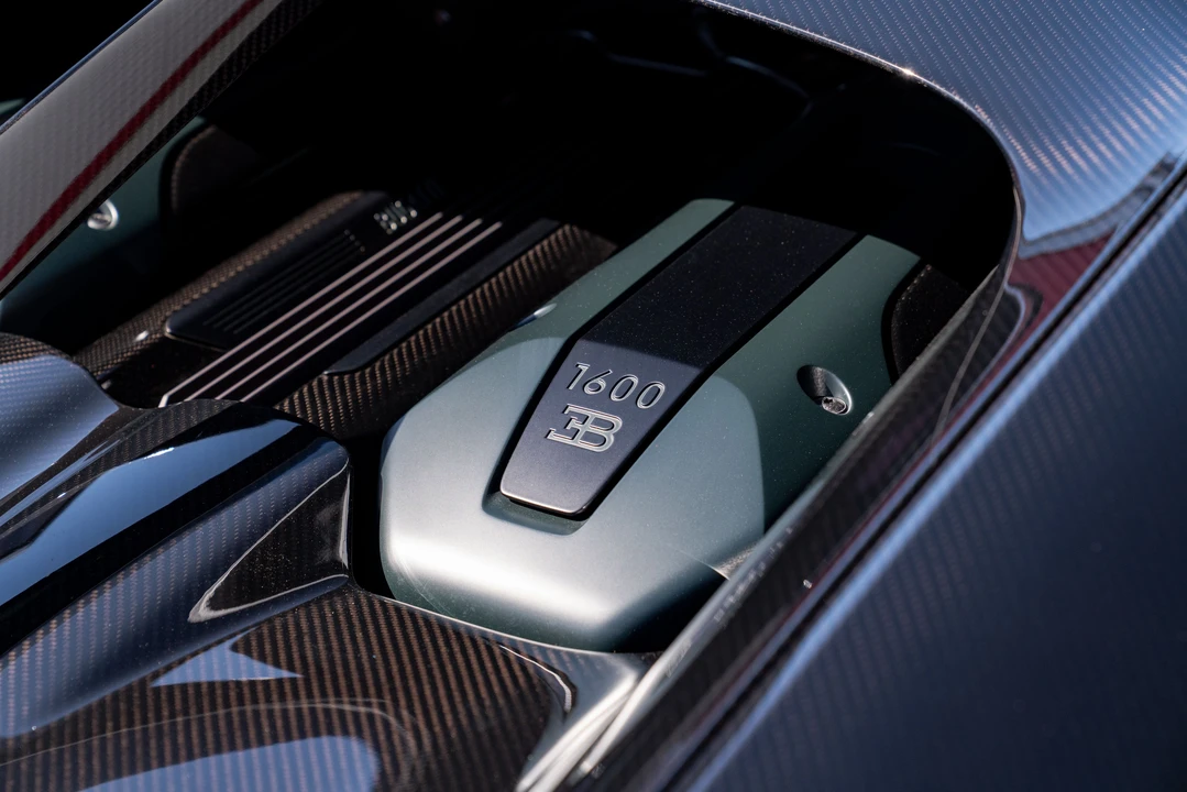 2023 Bugatti Chiron Super Sport - Image 6 of 31