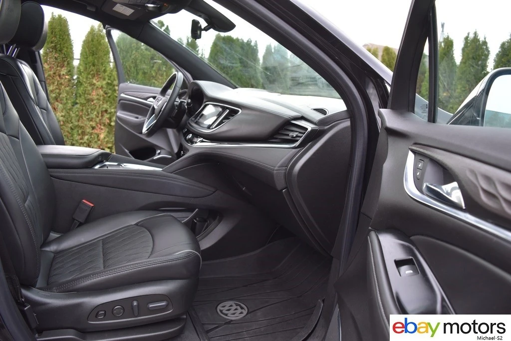 2023 Buick Enclave - Image 18 of 21
