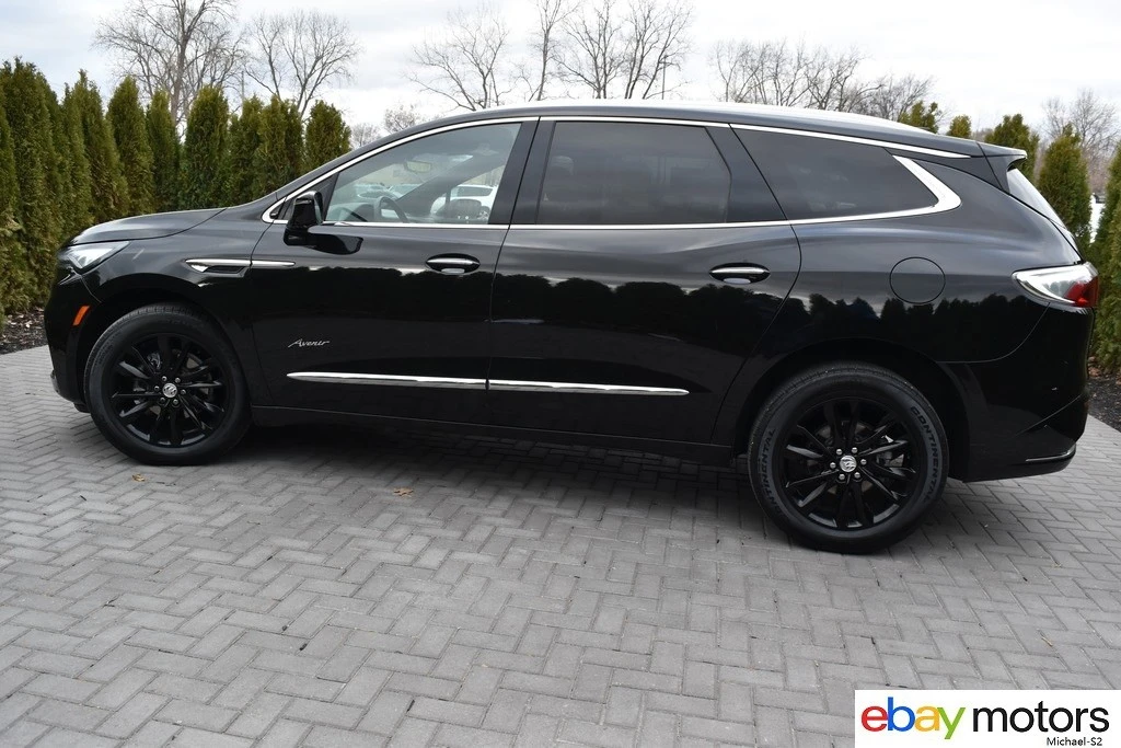 2023 Buick Enclave - Image 8 of 21