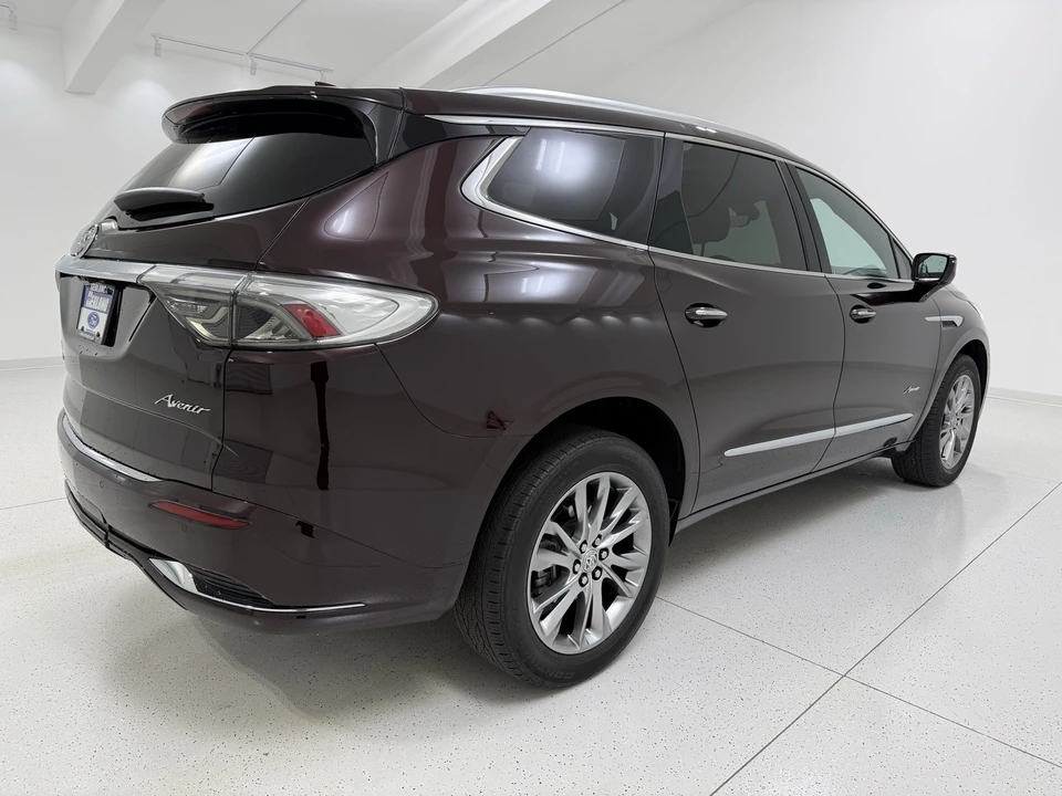 2023 Buick Enclave - Image 7 of 12