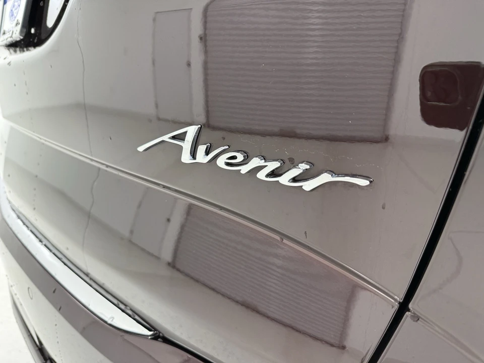 2023 Buick Enclave - Image 8 of 12
