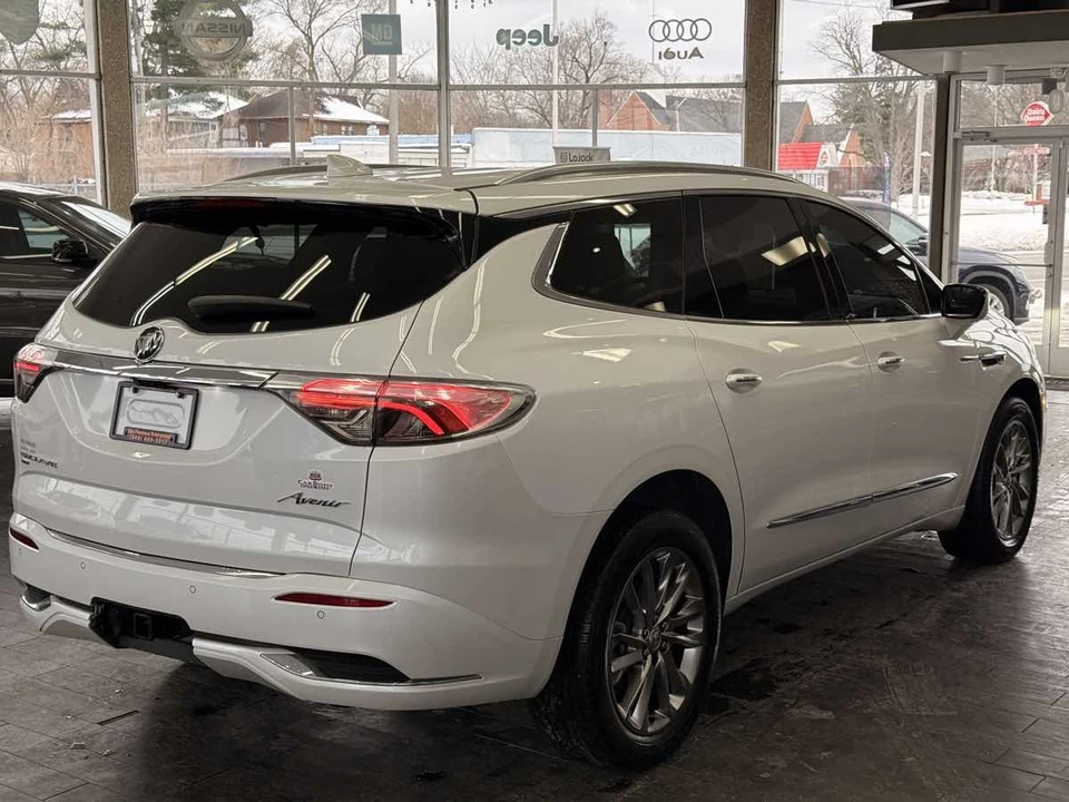 2023 Buick Enclave - Image 9 of 21
