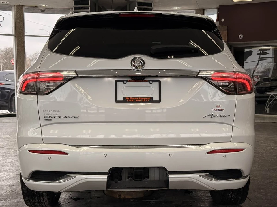 2023 Buick Enclave - Image 13 of 21